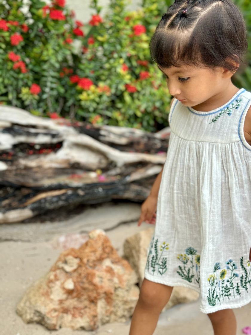 Embroidered Sleeveless Summer Dress in White Poppet & Fox Embroidered Sleeveless Summer Dress in White Poppet & Fox